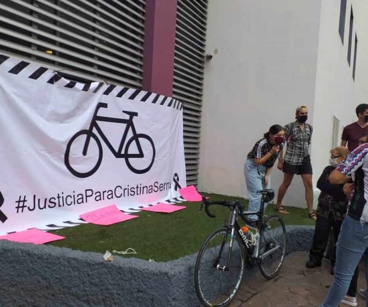 Conductor que arrolló a ciclista en SP permanecerá libre