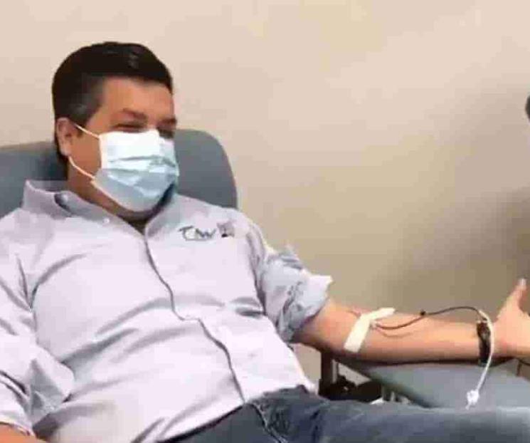 Gobernador de Tamaulipas dona plasma tras recuperarse