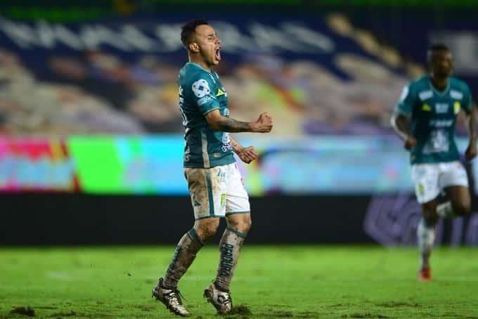 Vence León 1-0 al Monterrey con gol del Chapo Montes