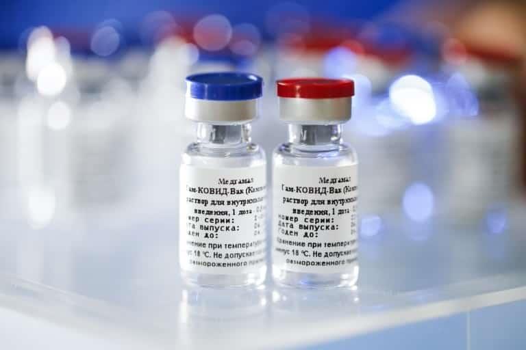Rusia produce primer lote de vacuna contra Covid-19