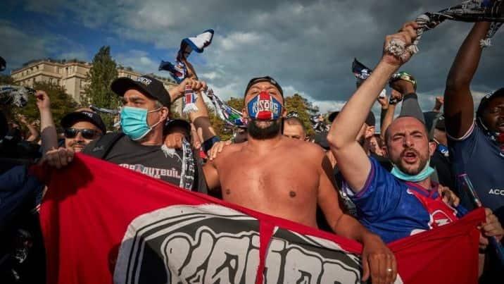 Detienen a fans del PSG por causar disturbios