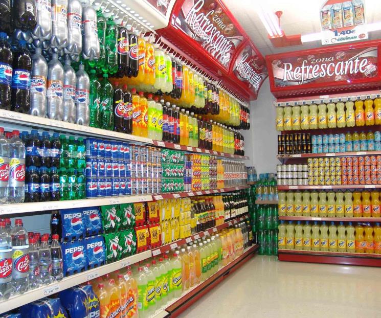 Nuevo etiquetado sugiere evitar consumo de refrescos a niños