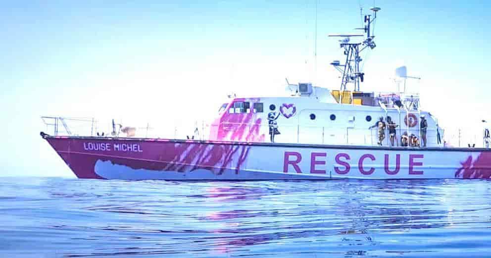 Financia Bansky barco de rescate