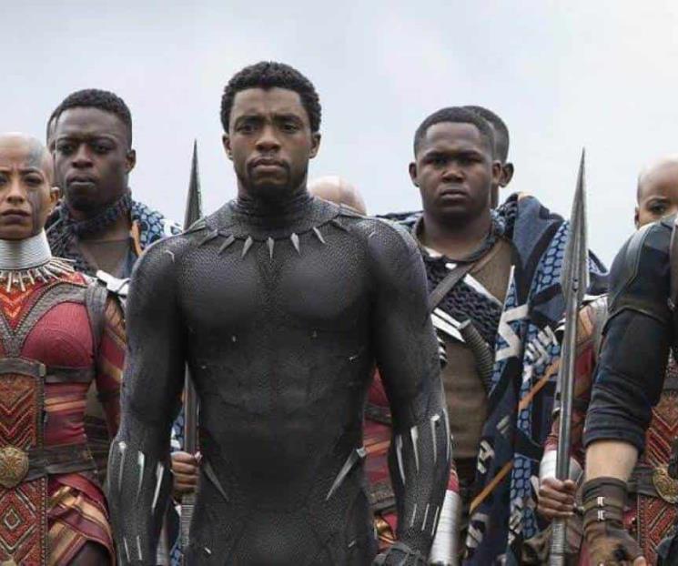 Los Avengers despiden con emotivos mensajes a Pantera Negra