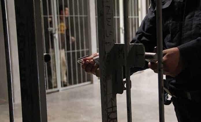 Gobierno analizó liberar a mil 74 reclusos por Covid