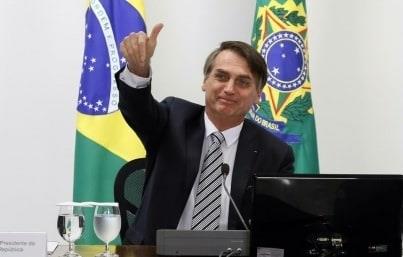Encabeza Bolsonaro sencillo acto de Día de Independencia