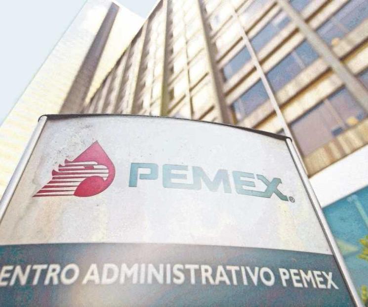 Pemex fija meta de 1 millón 944 mil barriles diarios