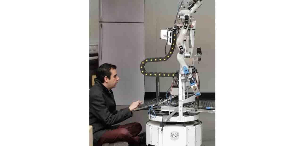 Crean robots que identifican personas por rasgos físicos