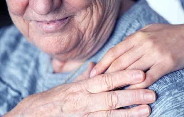 Identificar síntomas de Alzheimer mejora calidad de vida