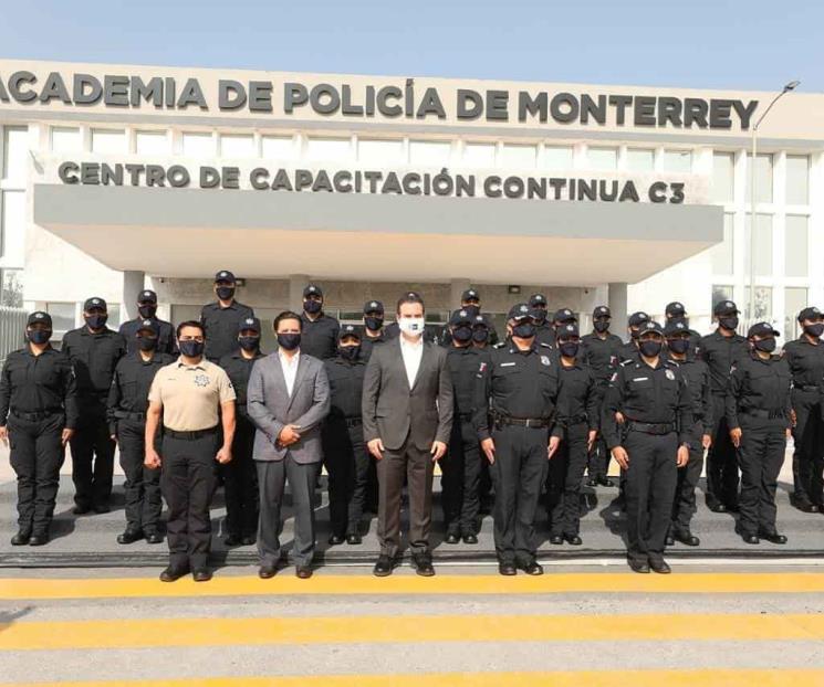 Se gradúan 51 cadetes en Monterrey