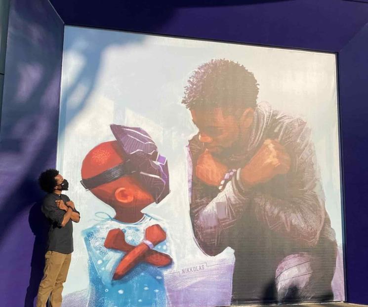 Disney dedica mural en honor a Chadwick Boseman