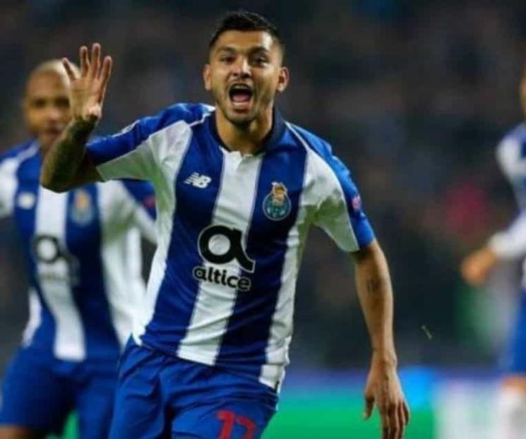 Jesús Corona anota en goleada del Porto