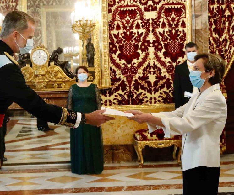 Presenta Oñate cartas credenciales a Felipe VI