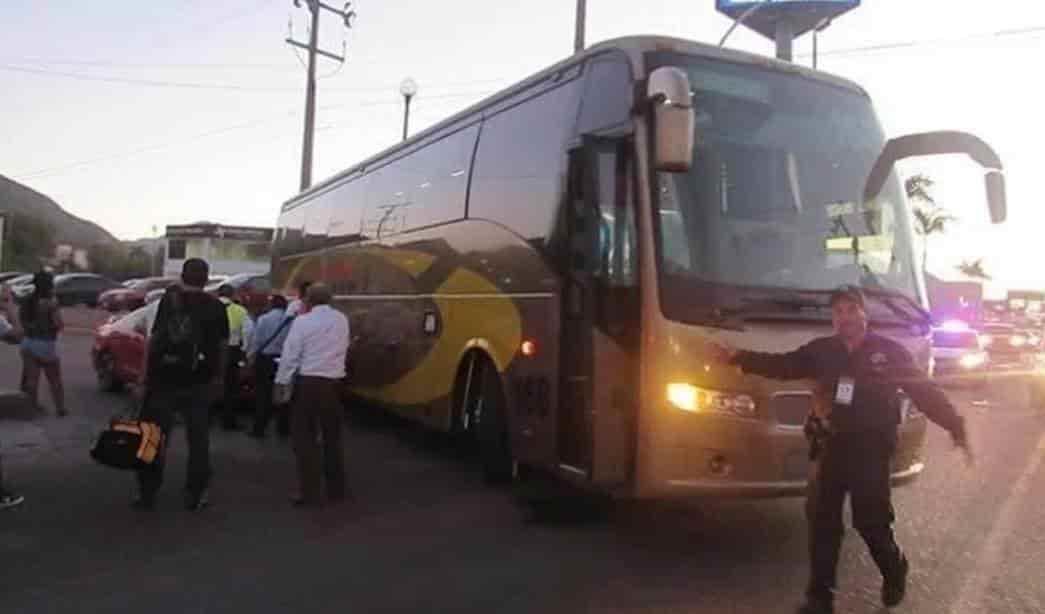 Denuncian presunto secuestro de autobús en Sonora