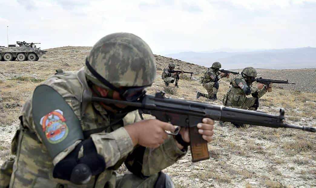Acuerdan un alto al fuego entre Armenia y Azerbaiyán