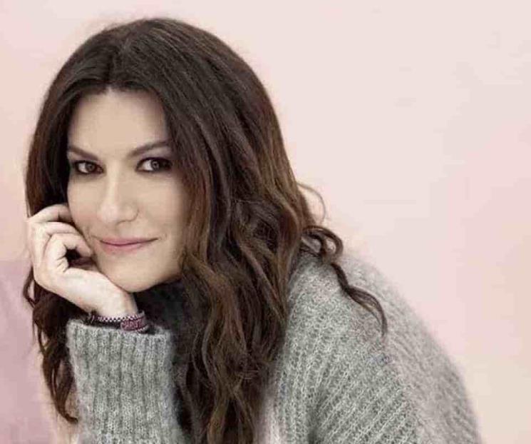 Vive Laura Pausini desilusionada de las compañías disqueras