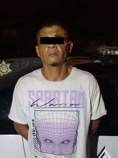 El narcomenudista fue detenido, le encontraron drogas entre sus pertenencias