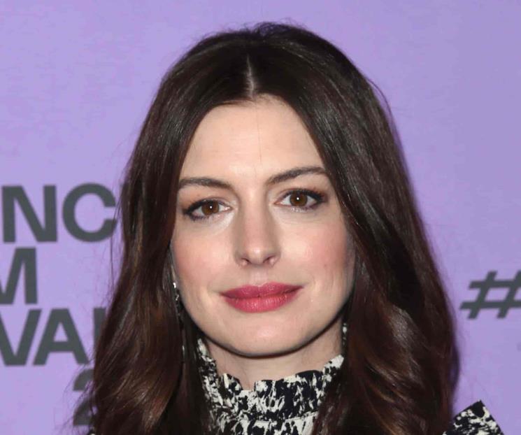 Anne Hathaway revela nombre de su segundo bebé