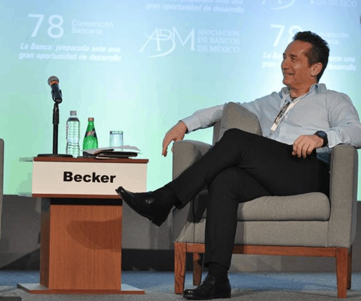 Daniel Becker se perfila como nuevo líder de banqueros