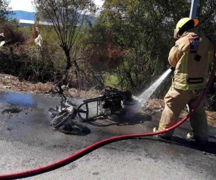 Se incendia motocicleta en Montemorelos