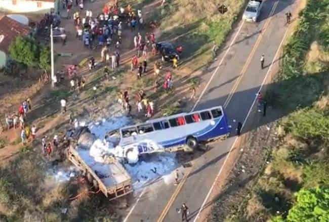 Al menos 40 muertos en Brasil tras choque