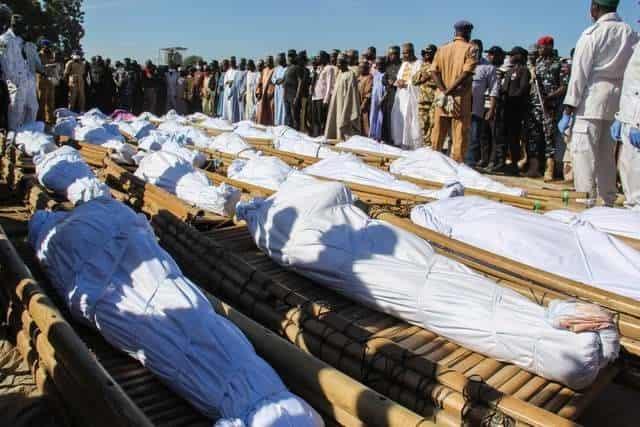Asesinan al menos a 110 civiles al noreste de Nigeria