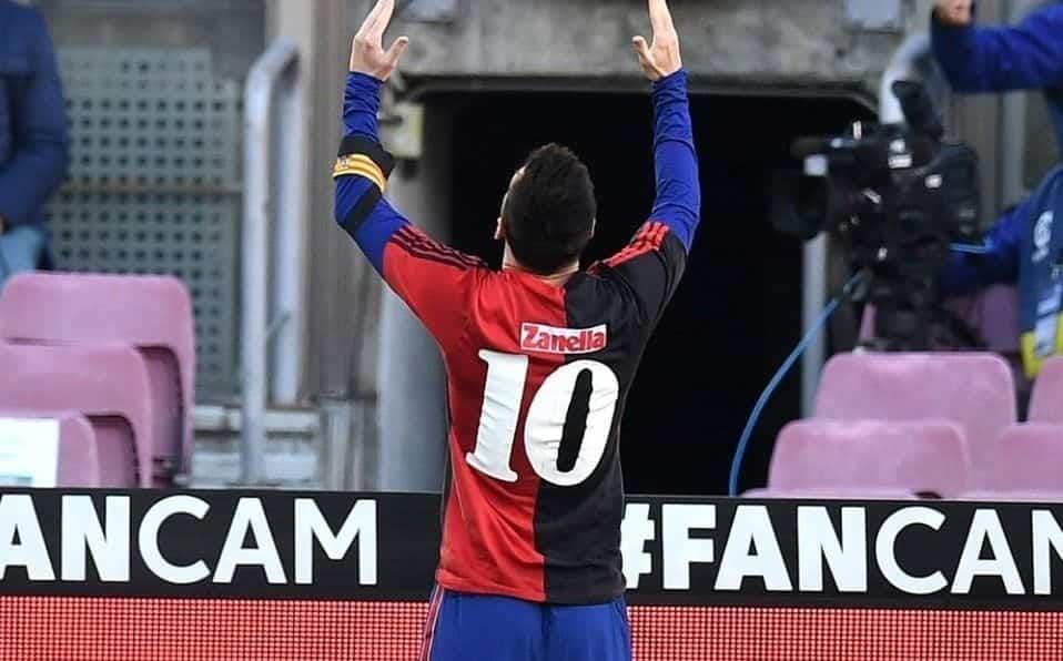 Messi  le rinde homenaje