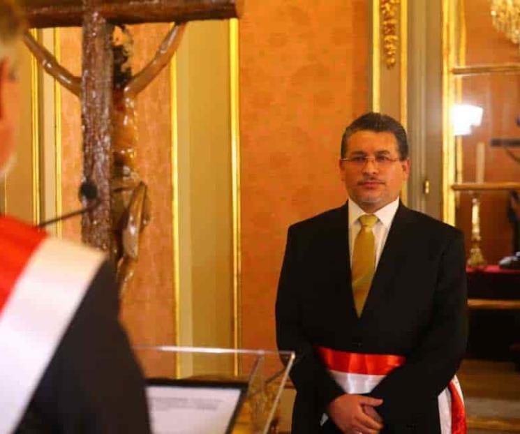 Renuncia ministro de Gobierno de Perú