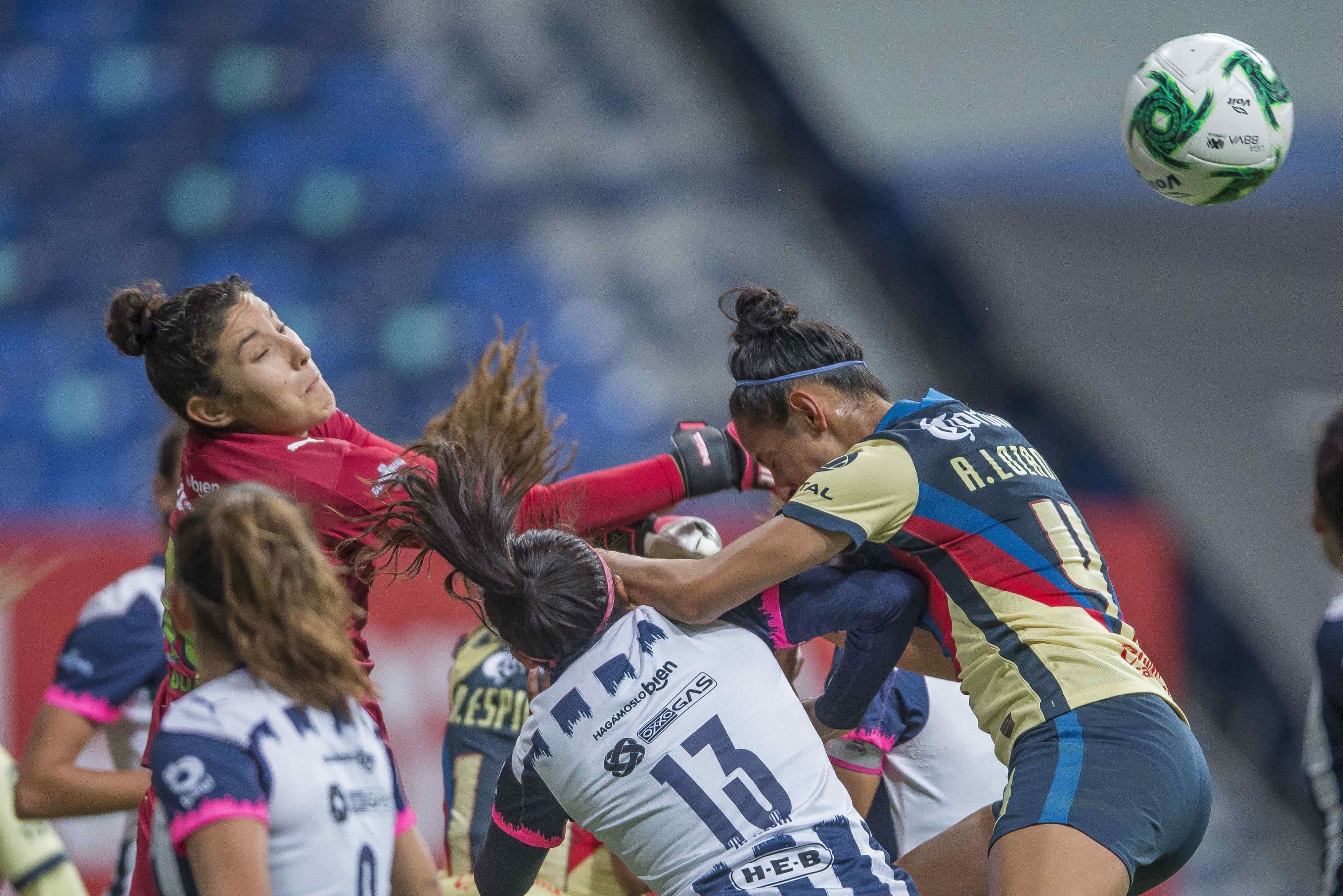 El partido terminó Rayadas 3–2 América