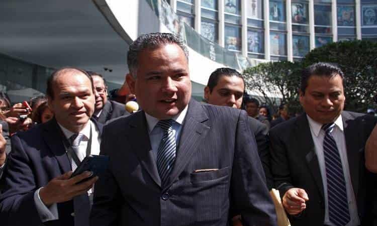 Santiago Nieto pide analizar reforma a Banxico