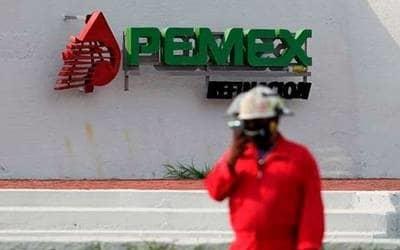 Poco probable que mejore la calificación de Pemex
