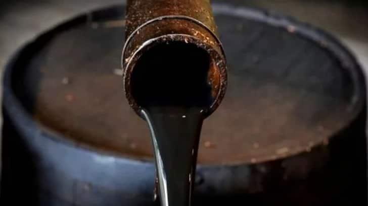 Petróleo mexicano sube a 49.94 dólares, su mayor precio