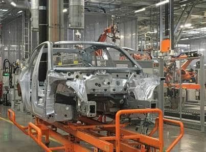 Producción de vehículos disminuyó 20% en 2020