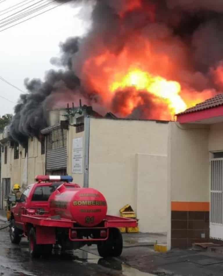 La empresa de fabricación de tostadas y tortillas, terminó incendiándose por causas desconocidas