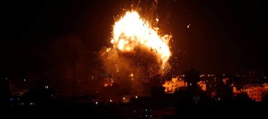 Ataques israelíes dejan docenas de muertos
