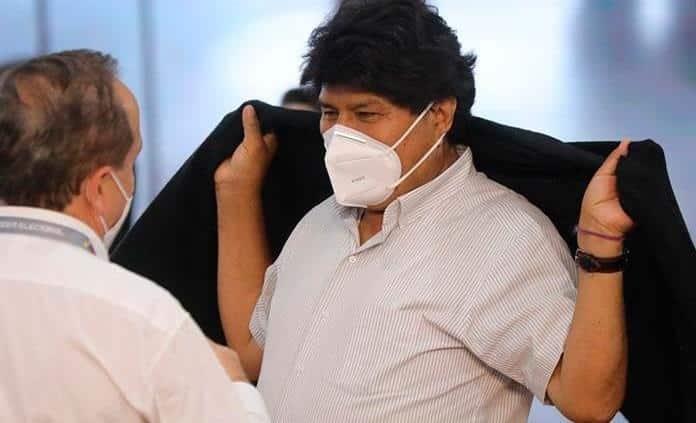 Evo Morales se recupera tras dar positivo