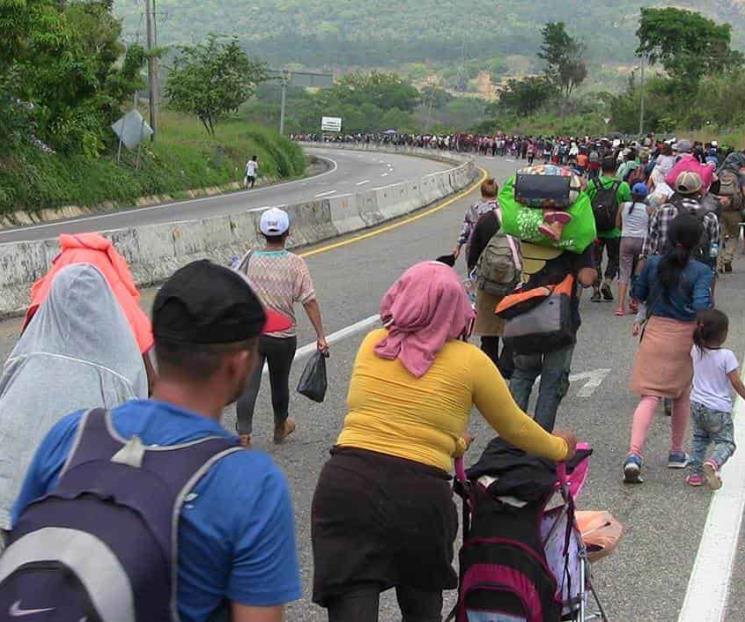 En guardia por caravana de migrantes hondureños