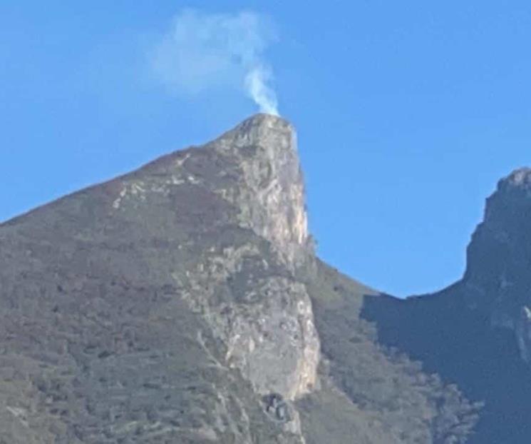 Reportan incendio en el Cerro de la Silla