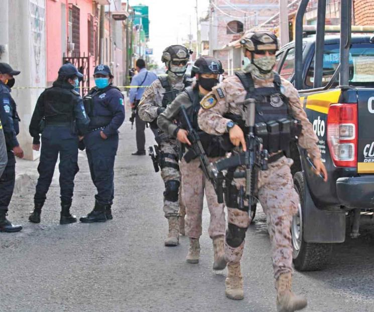 Ejecutan a dos policías en León, Guanajuato