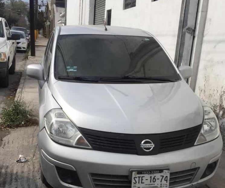 Recuperan vehículo robado en Colonia Del Prado