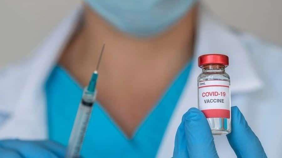 Autoriza AMLO que gobiernos estatales e IP compren vacunas