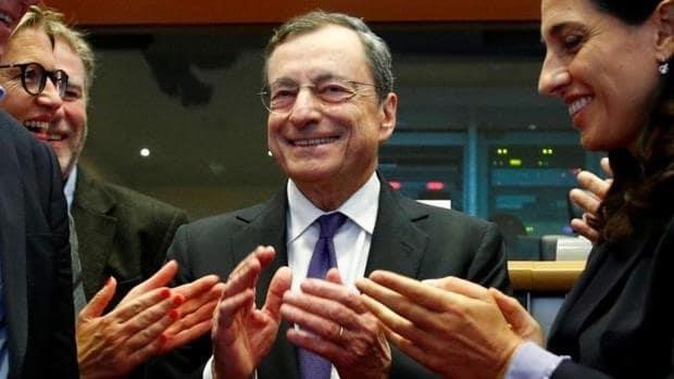 Italia espera que Draghi ponga fin a la crisis