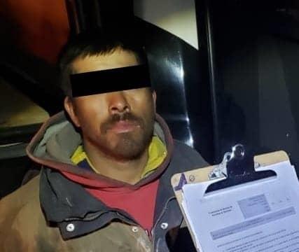Persecución deja 2 detenidos con droga en Cadereyta