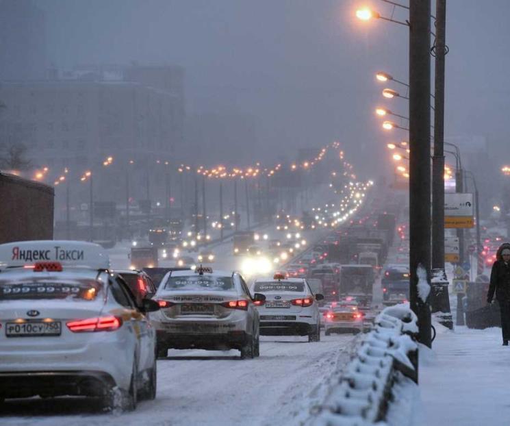 Moscú queda sepultada bajo la nieve
