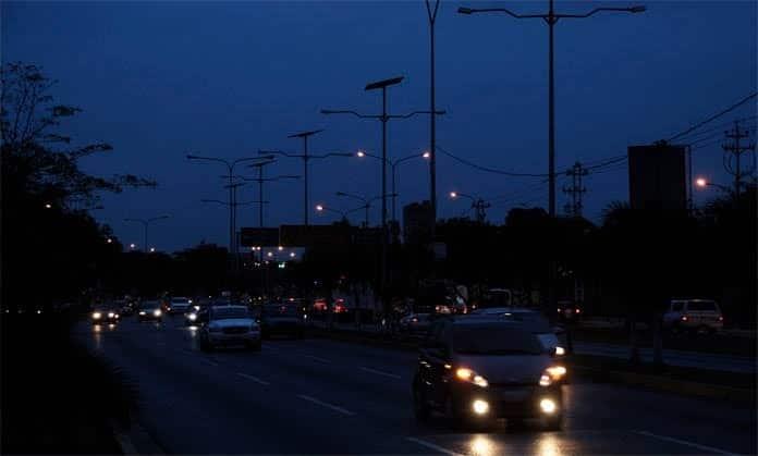 Anuncia CFE corte de luz en sectores de Monterrey y SP