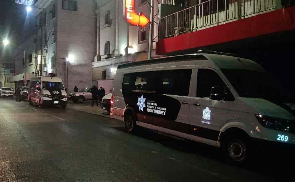 Aseguran a 130 indocumentados que se hospedaban en hotel