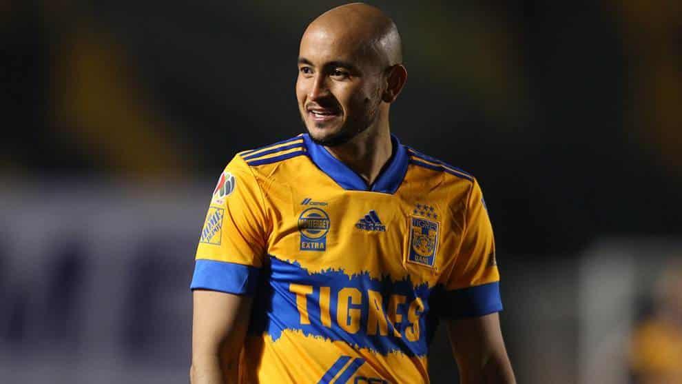 Carlos González es baja de Tigres para enfrentar a Xolos