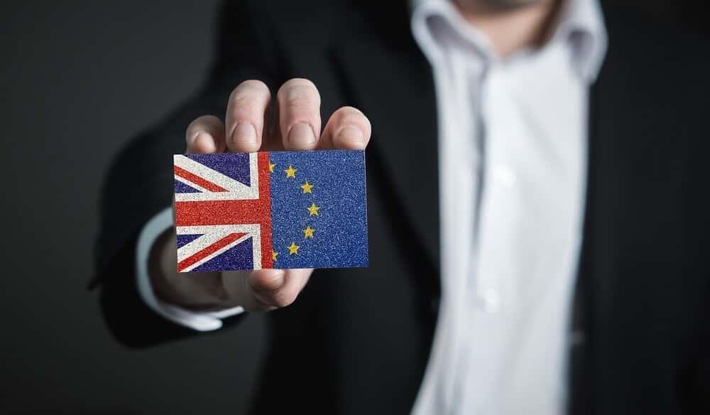 Datos personales seguirían circulando entre UE y Reino Unido