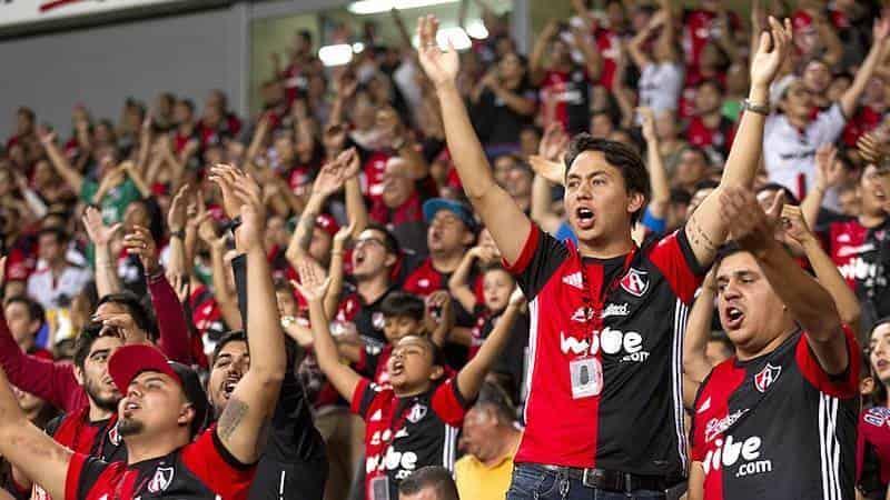 Afición regresa al estadio Jalisco