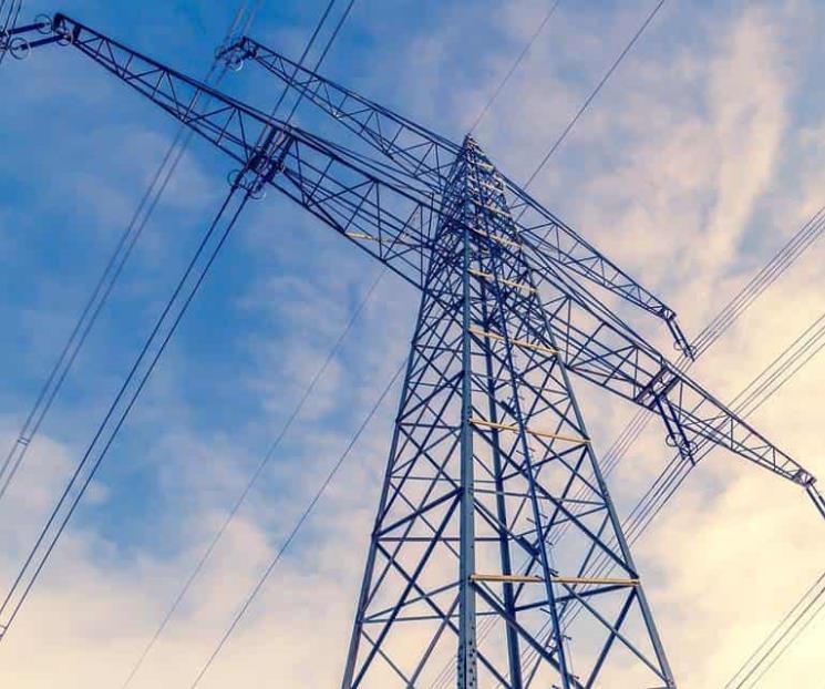 Juez da 9 recursos más para frenar Ley Eléctrica